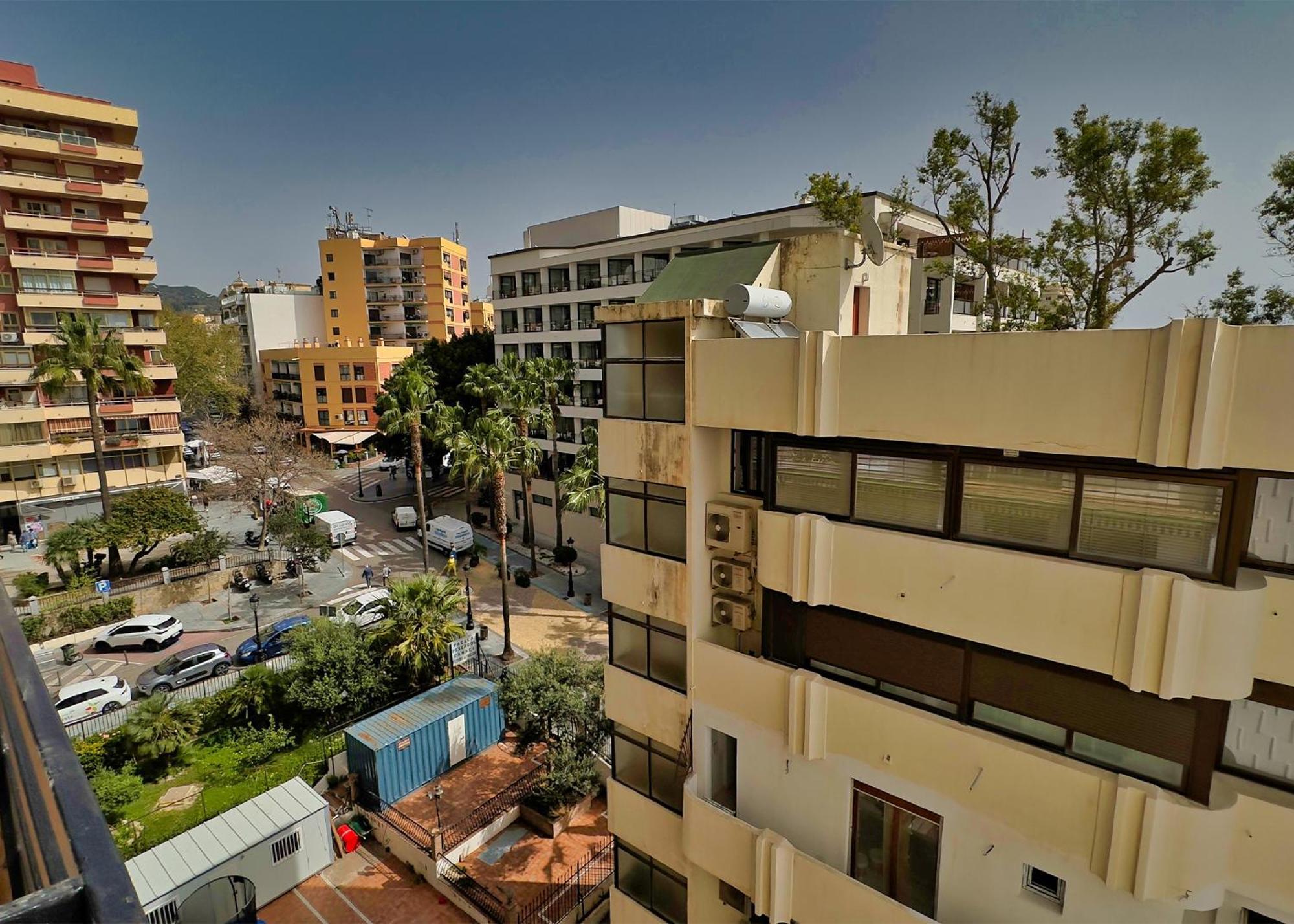 Mediterraneo 508. Fantastic Studio On The Beachfront With Sea Views. Marbella Exterior foto